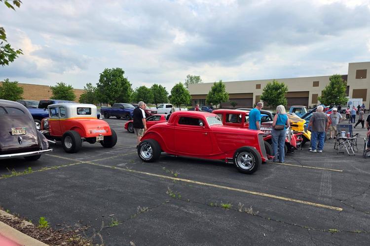 Midwest Pet Event: Caffeine and Chrome – Gateway Classic Cars of Chicago